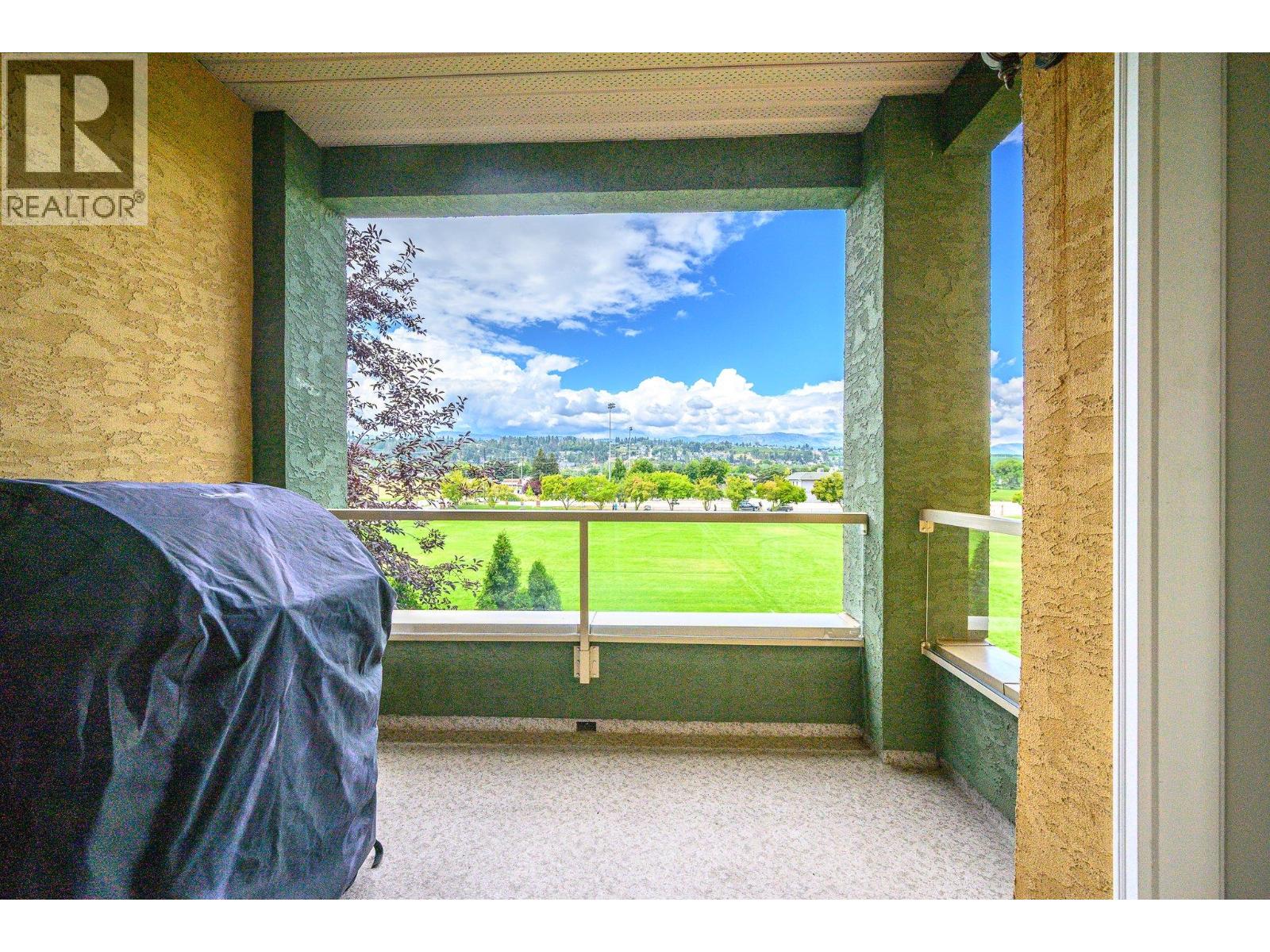 3550 Woodsdale Road Unit# 209, Lake Country