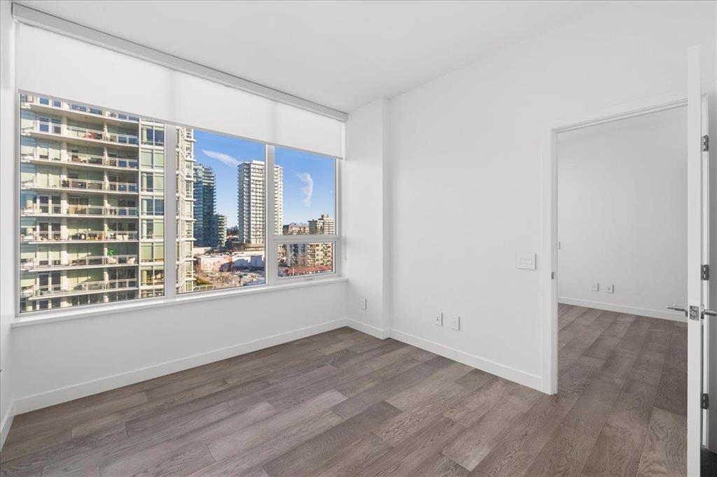 802 1441 JOHNSTON ROAD, White Rock