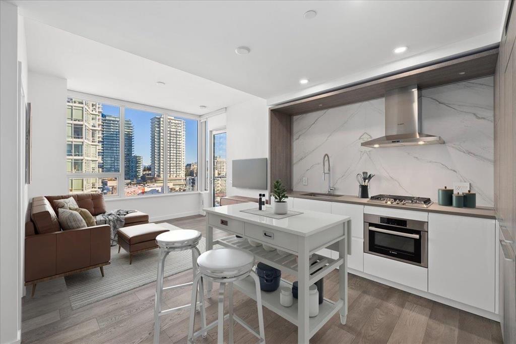 802 1441 JOHNSTON ROAD, White Rock