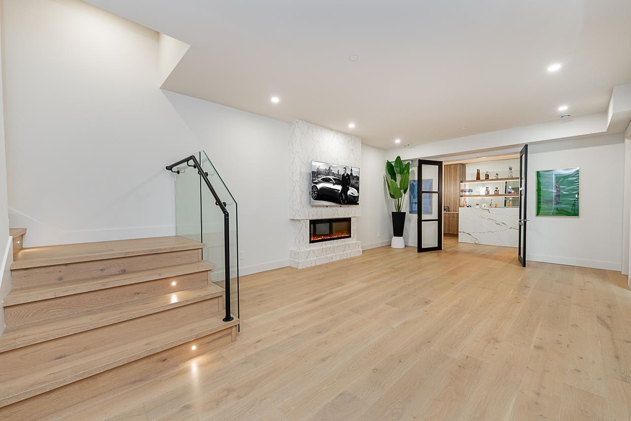 15911 CLIFF AVENUE, White Rock