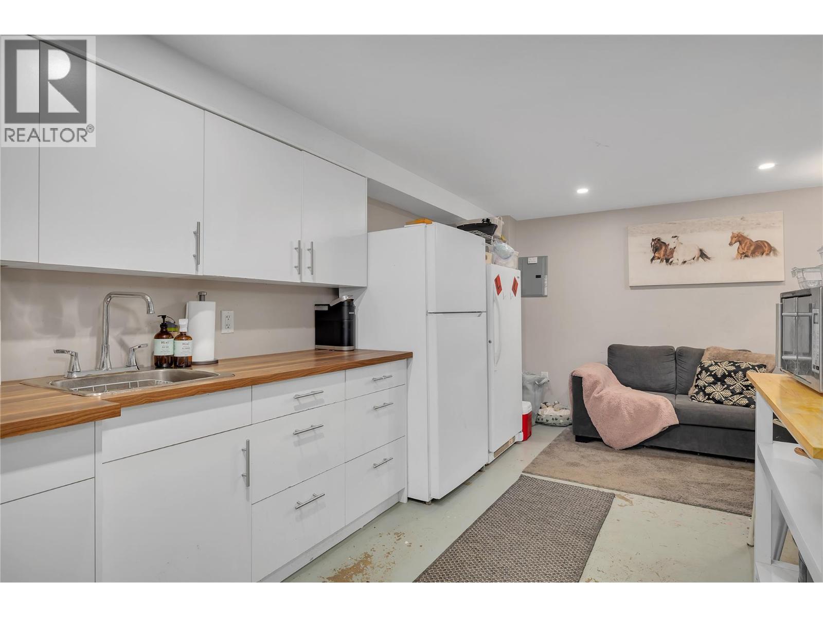 #6 500 Lester Road - 20