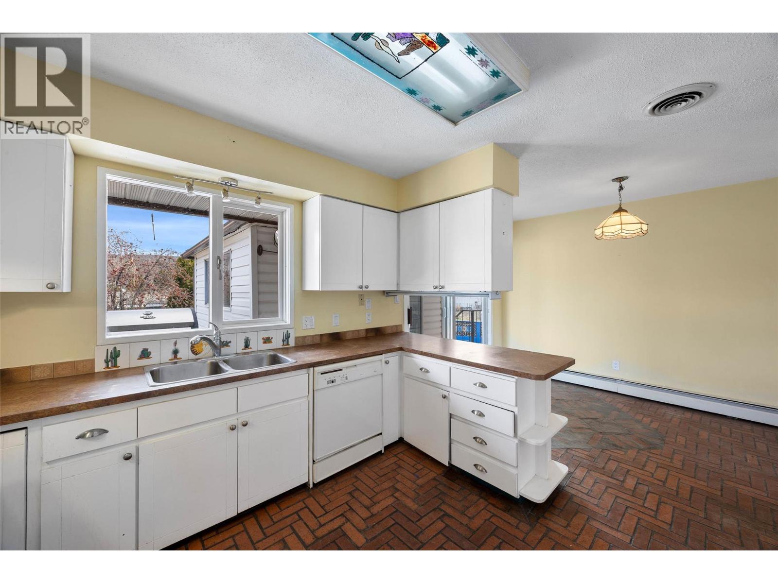 2248 Tranquille Road - 9