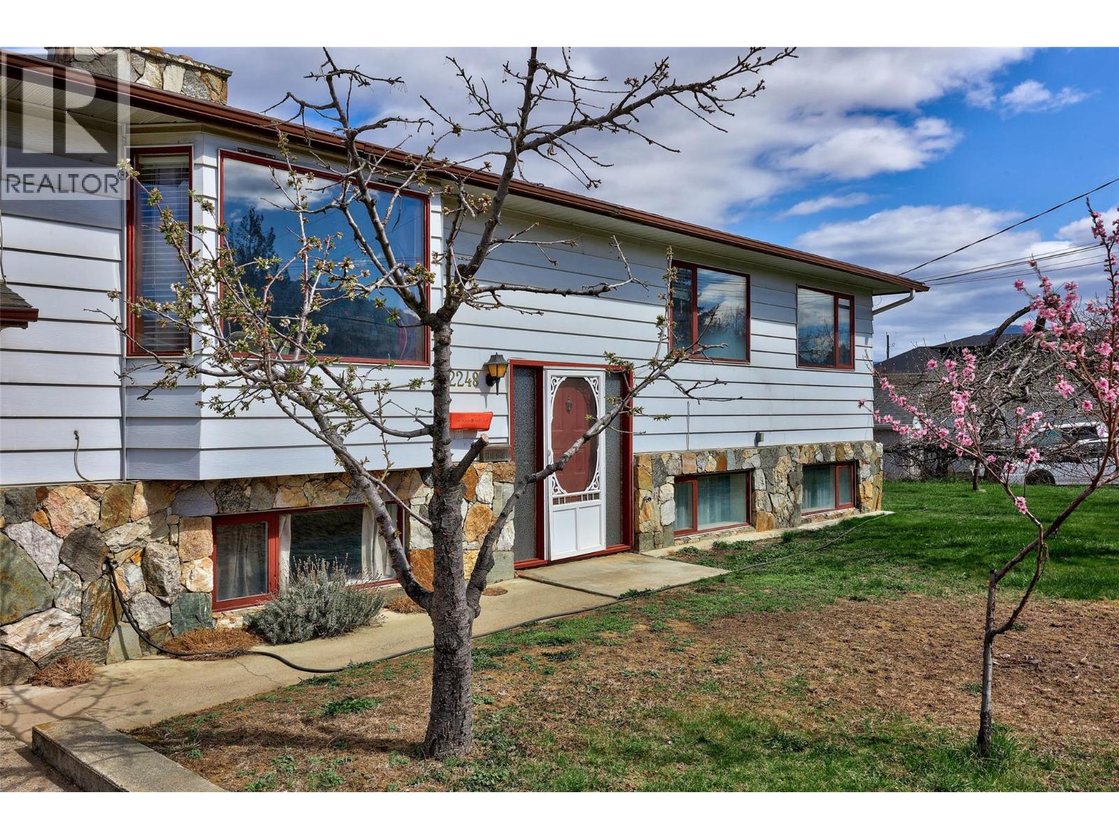 2248 Tranquille Road - 1