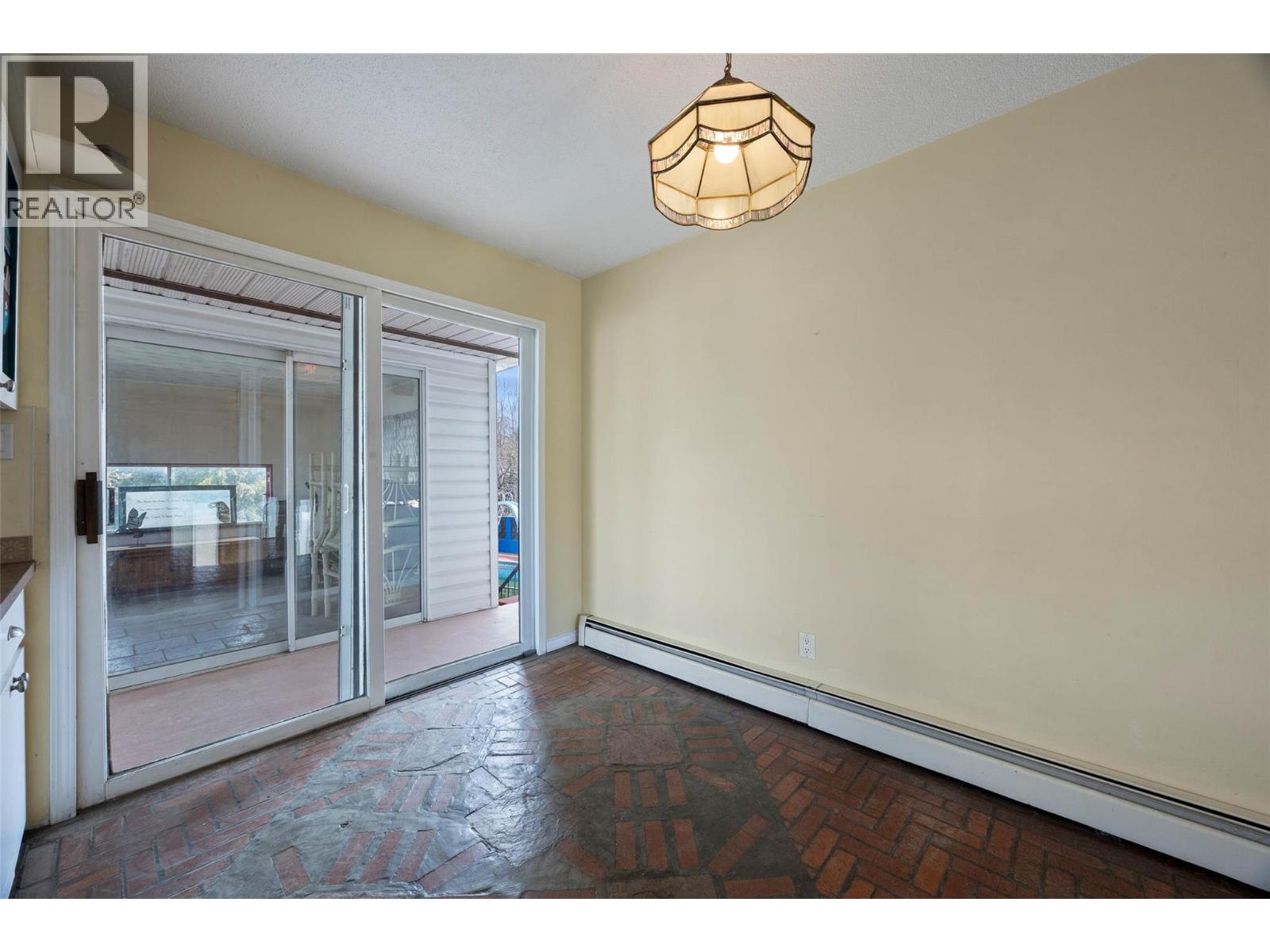 2248 Tranquille Road - 13