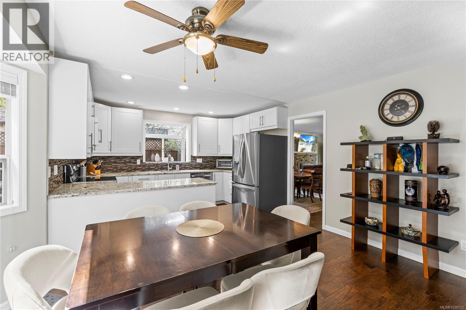 1170 Clubhouse Dr, Qualicum Beach