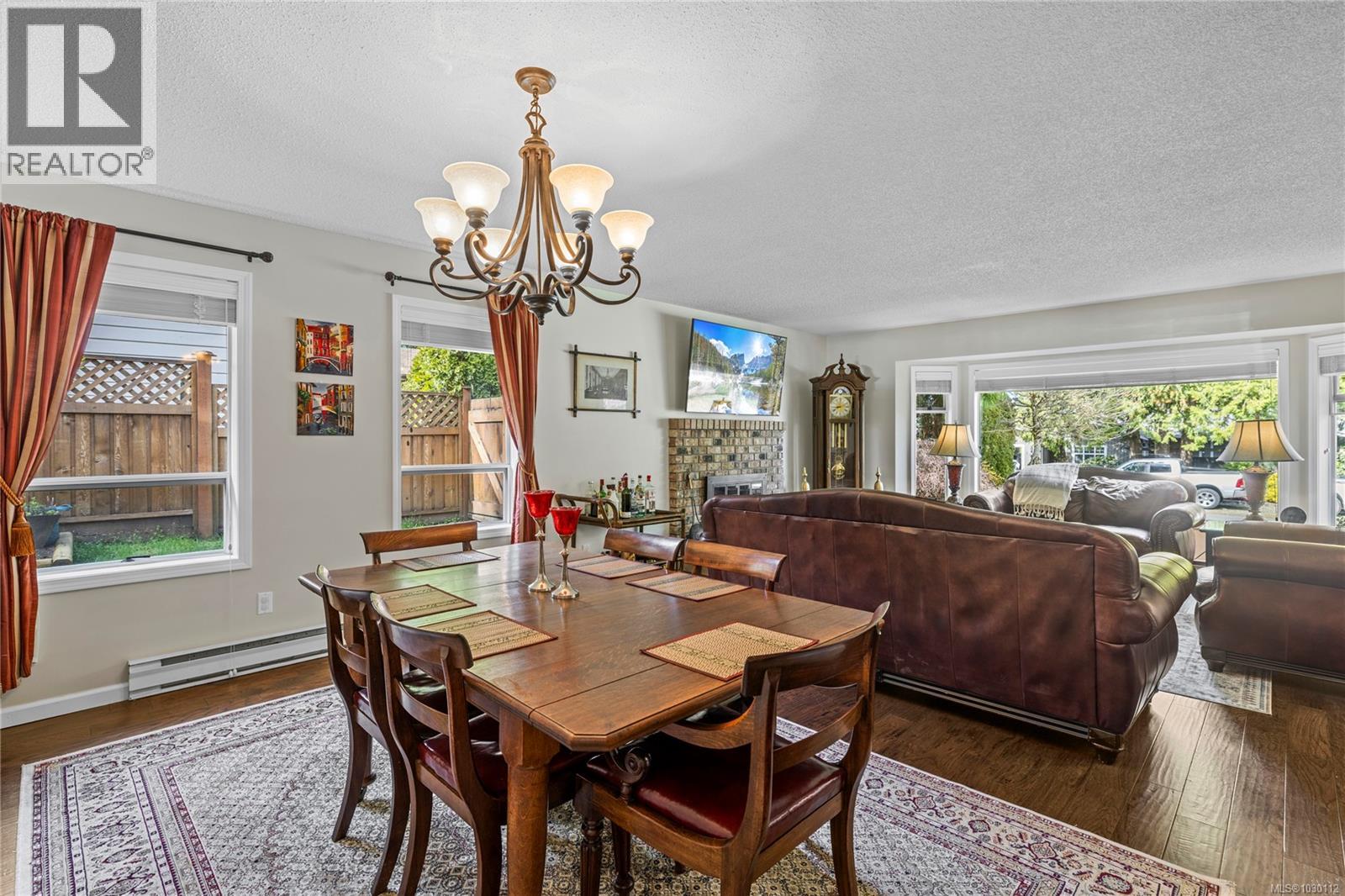 1170 Clubhouse Dr, Qualicum Beach