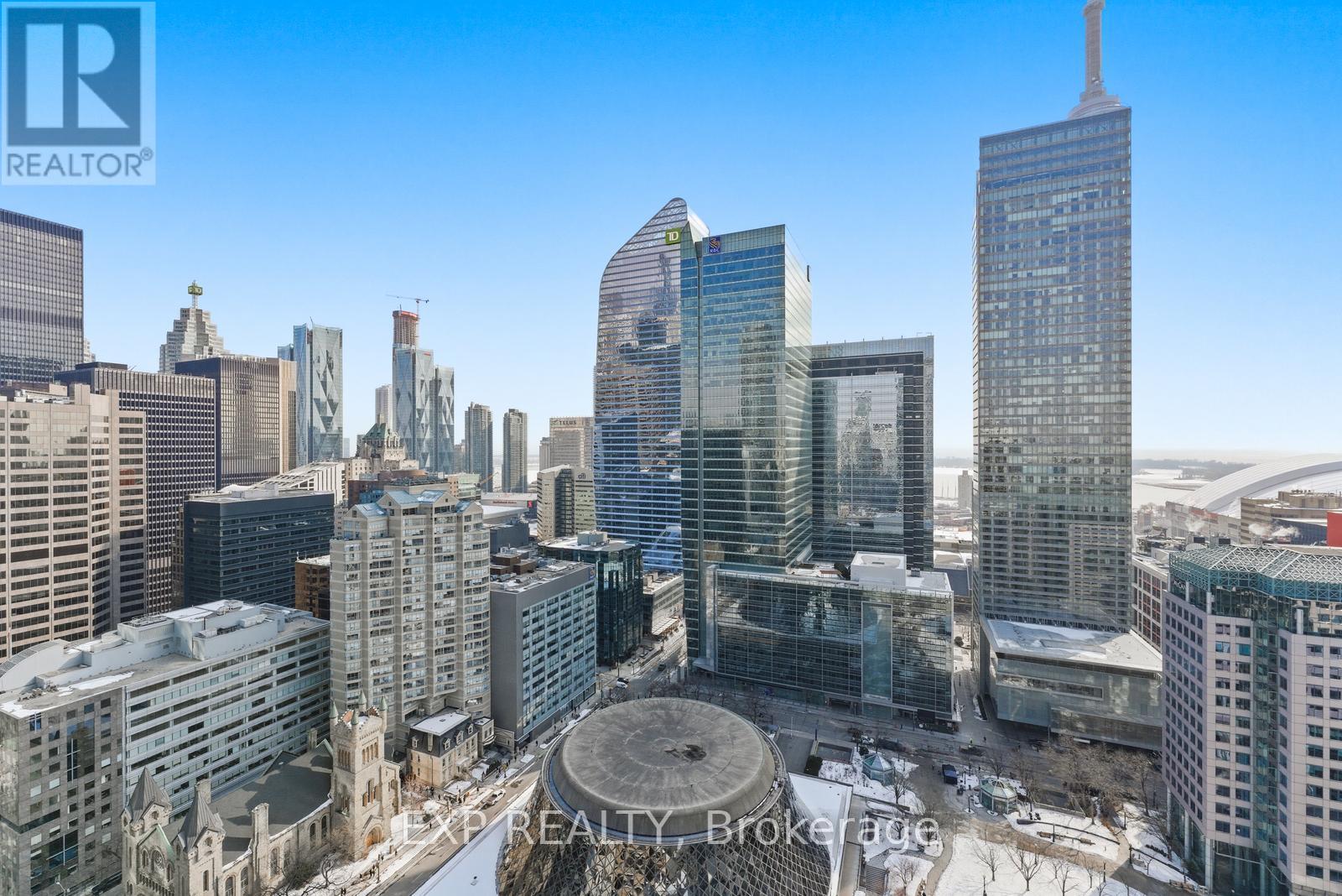 #2906 224 KING STREET W - 18