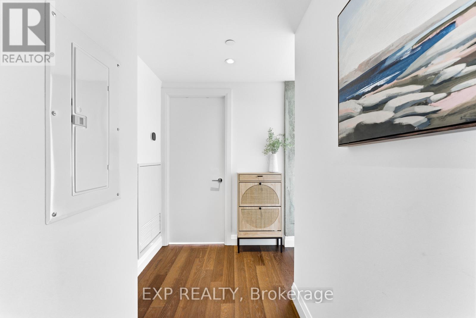#2906 224 KING STREET W - 9