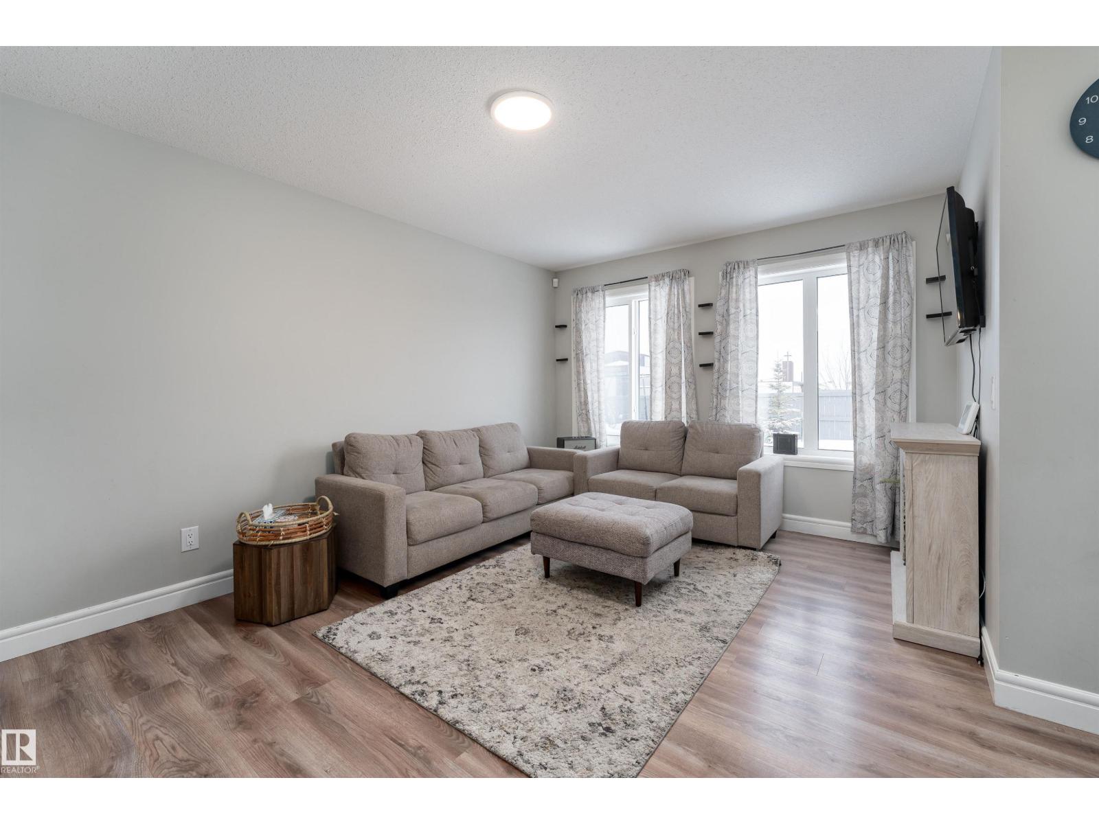 7647 KORULUK PL SW, Edmonton