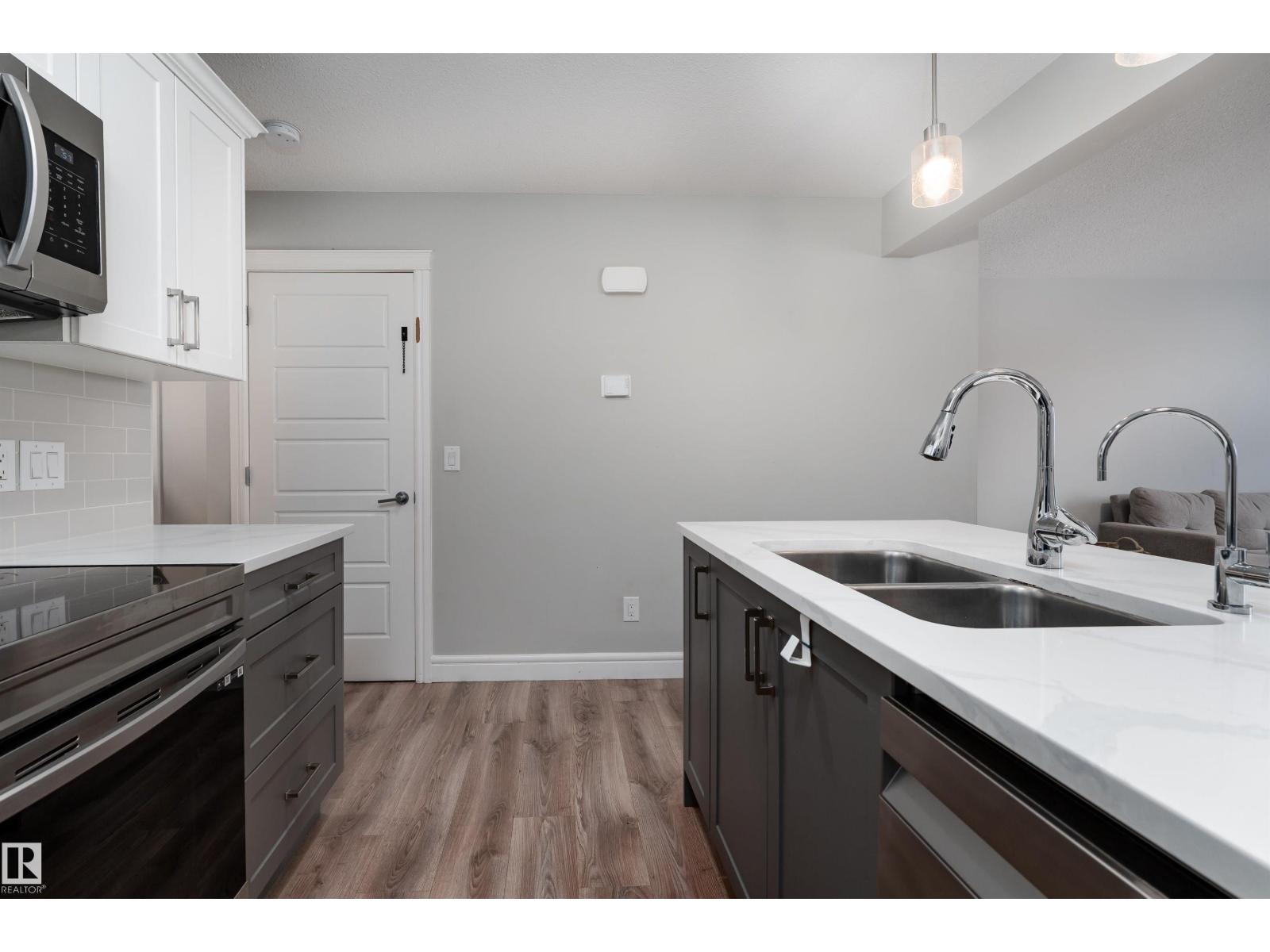 7647 KORULUK PL SW, Edmonton