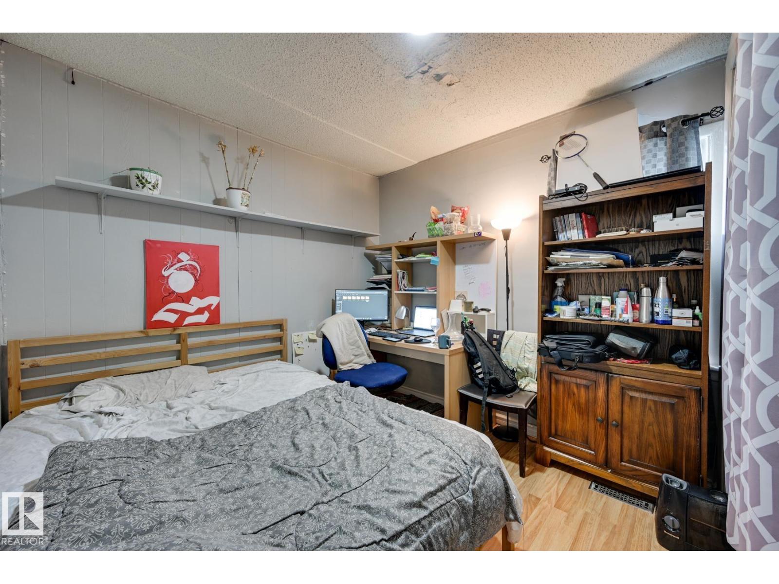 11114 80 AV NW NW - 11