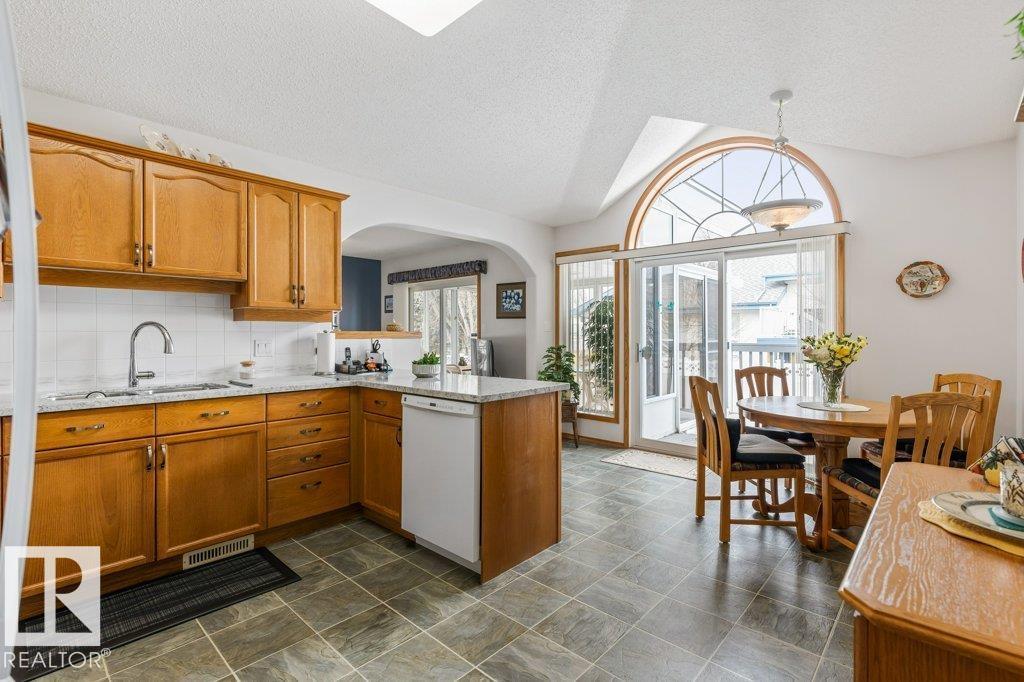 #8 95 GERVAIS RD, St. Albert