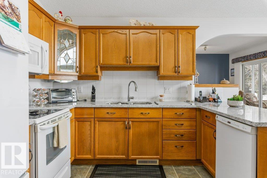 #8 95 GERVAIS RD, St. Albert