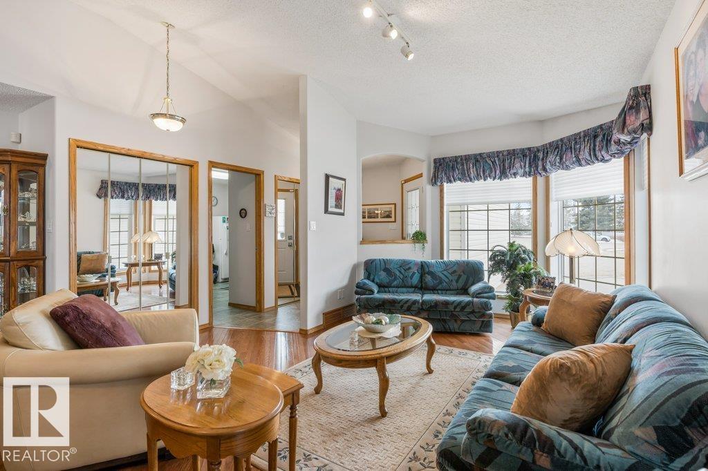 #8 95 GERVAIS RD, St. Albert