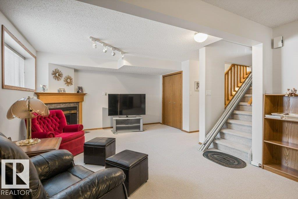 #8 95 GERVAIS RD, St. Albert