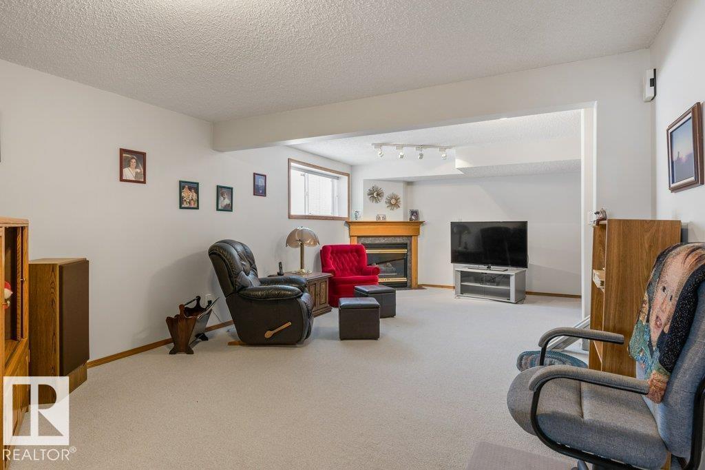 #8 95 GERVAIS RD, St. Albert