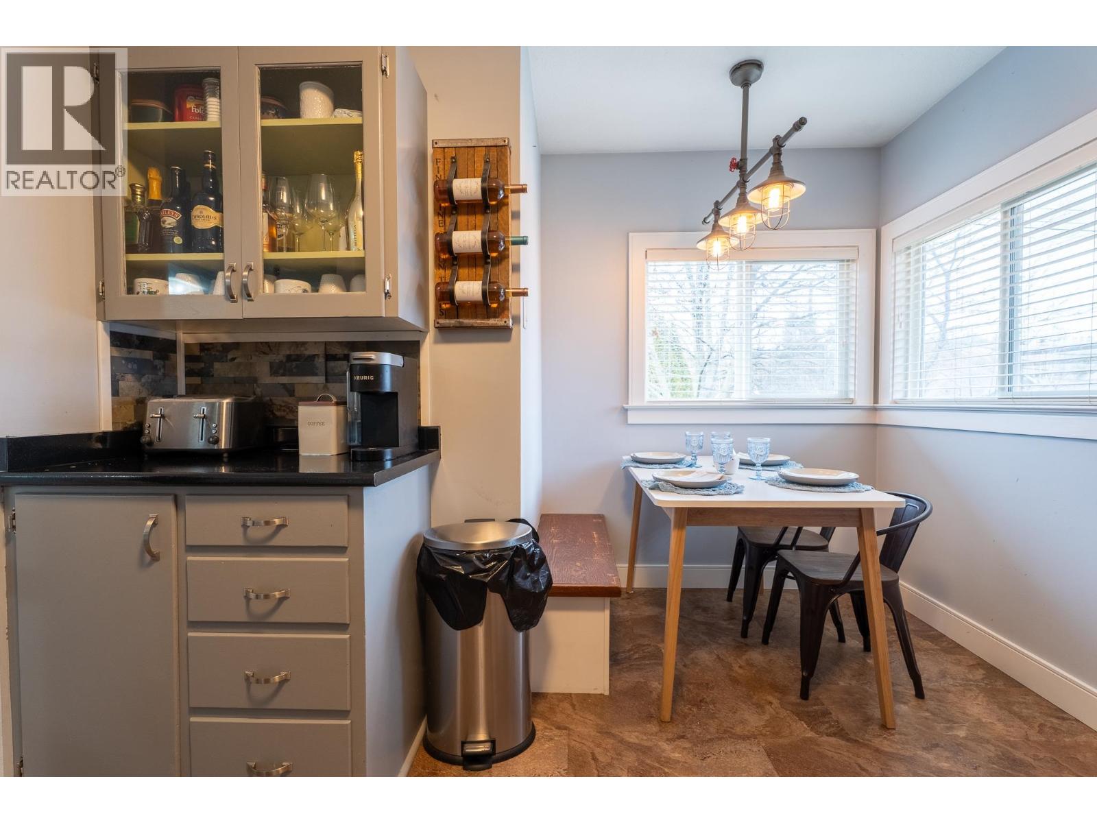 396 BURDEN STREET - 10