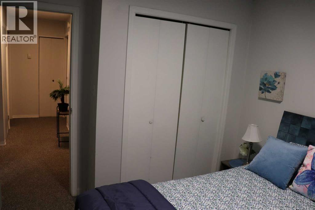 5115-5117-5119-5121 5 AVENUE - 9