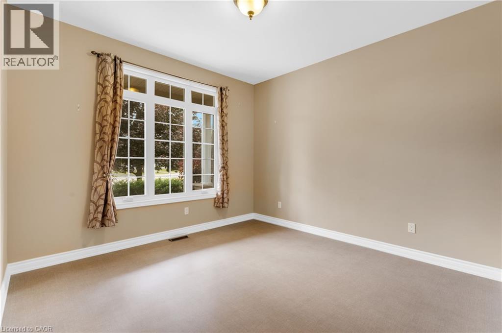 28 MAPLEWOOD Court, Dunnville, Ontario, N1A3G8 — Photo 8