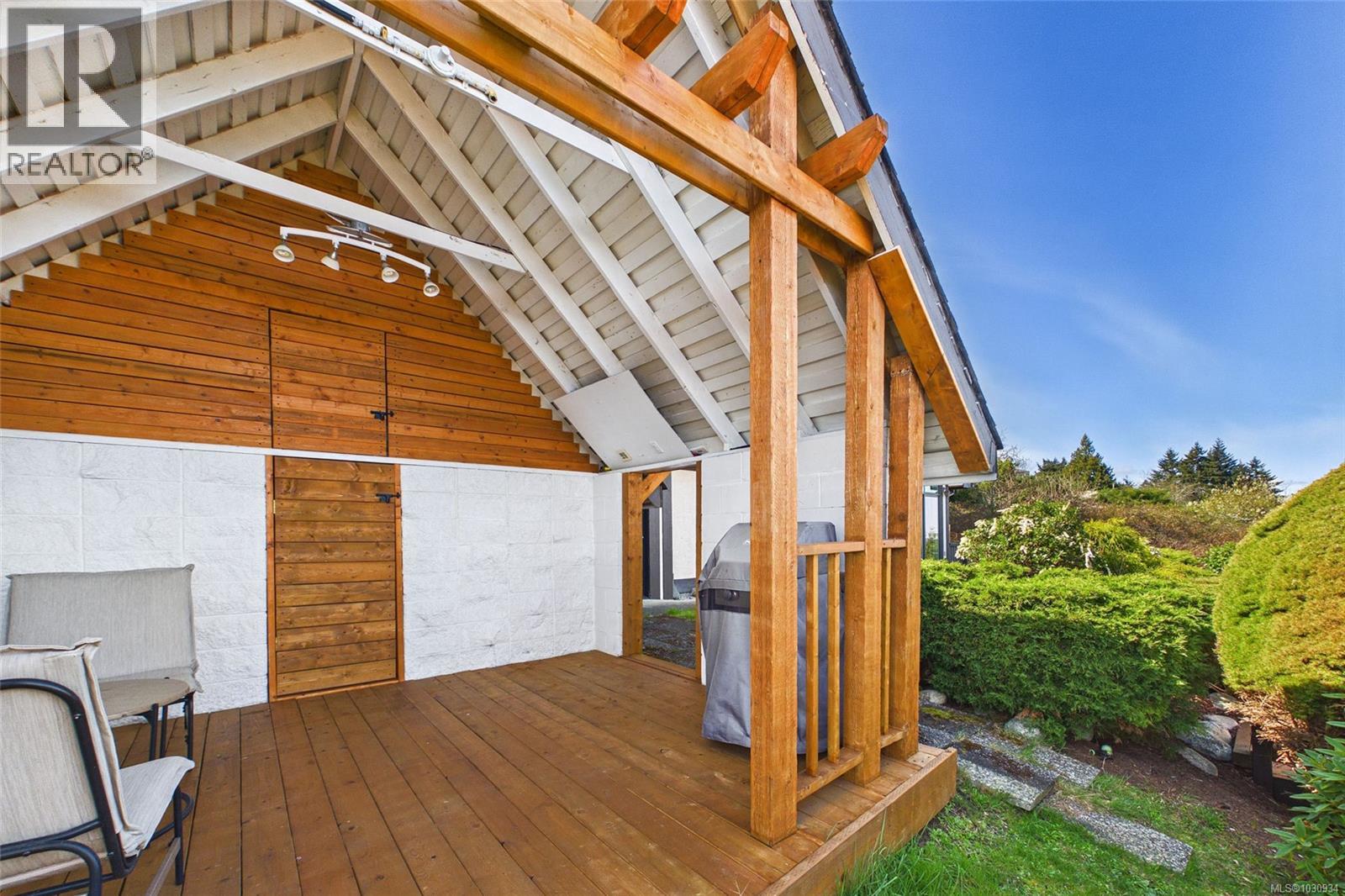 5246 Lost Lake Rd, Nanaimo