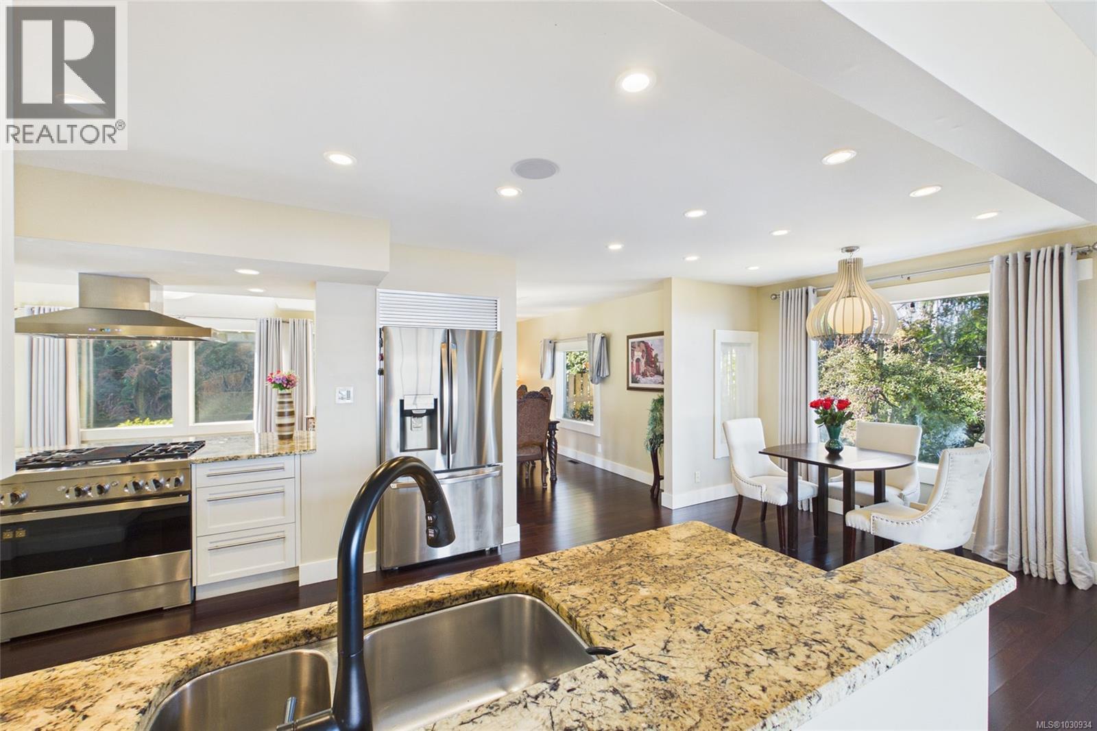 5246 Lost Lake Rd, Nanaimo