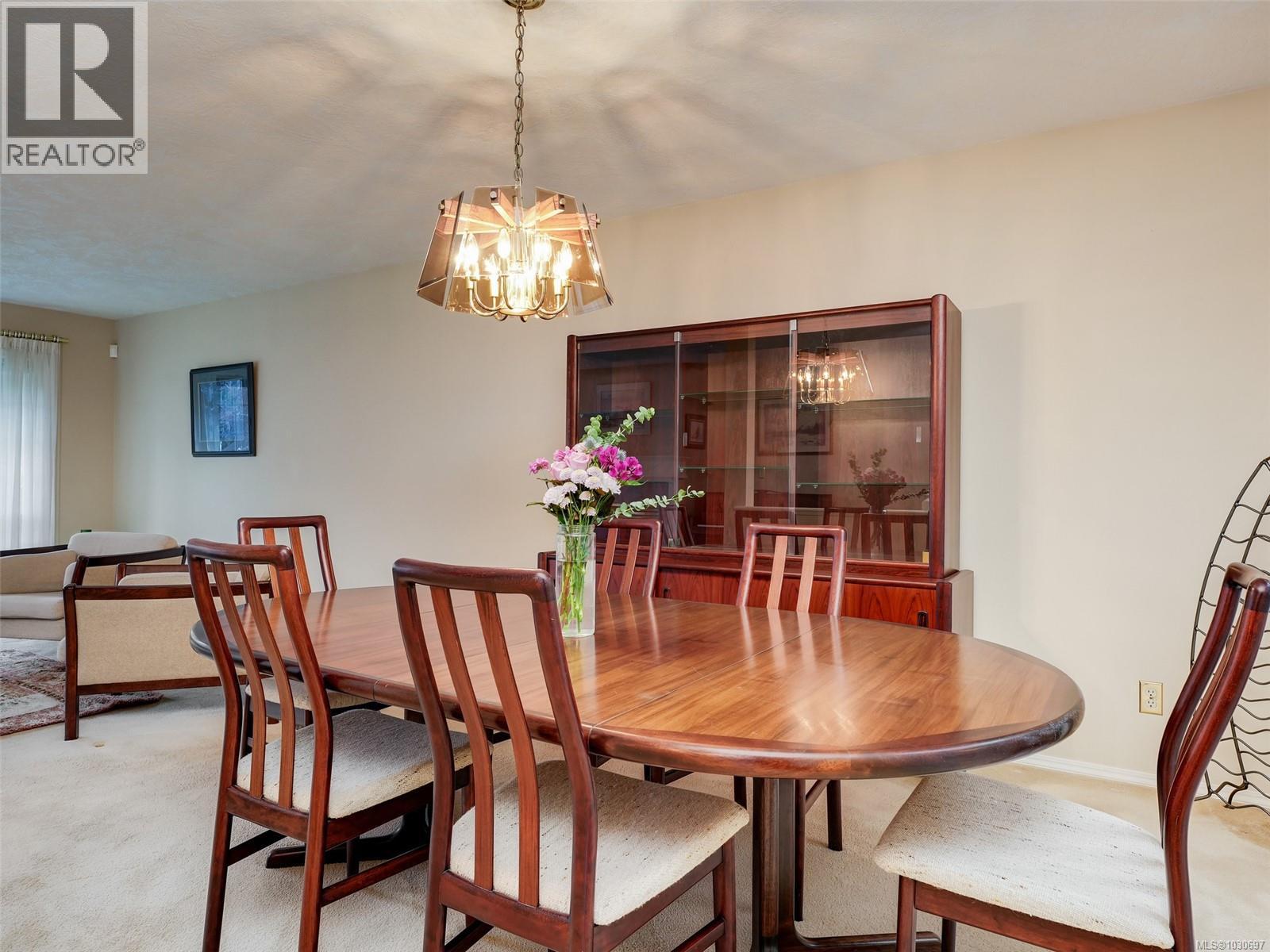 4689 SCOTTSWOOD PL - 6