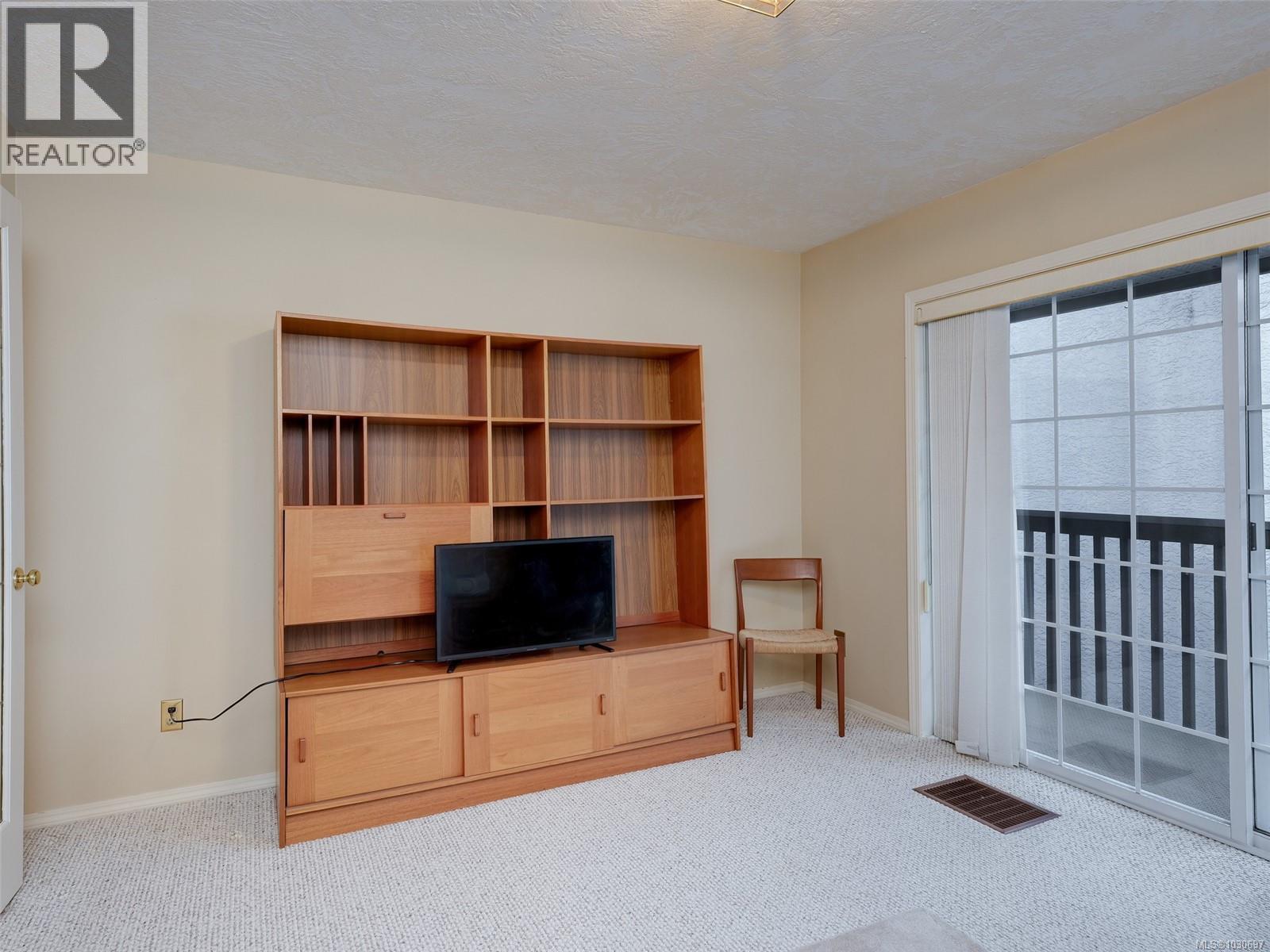 4689 SCOTTSWOOD PL - 18