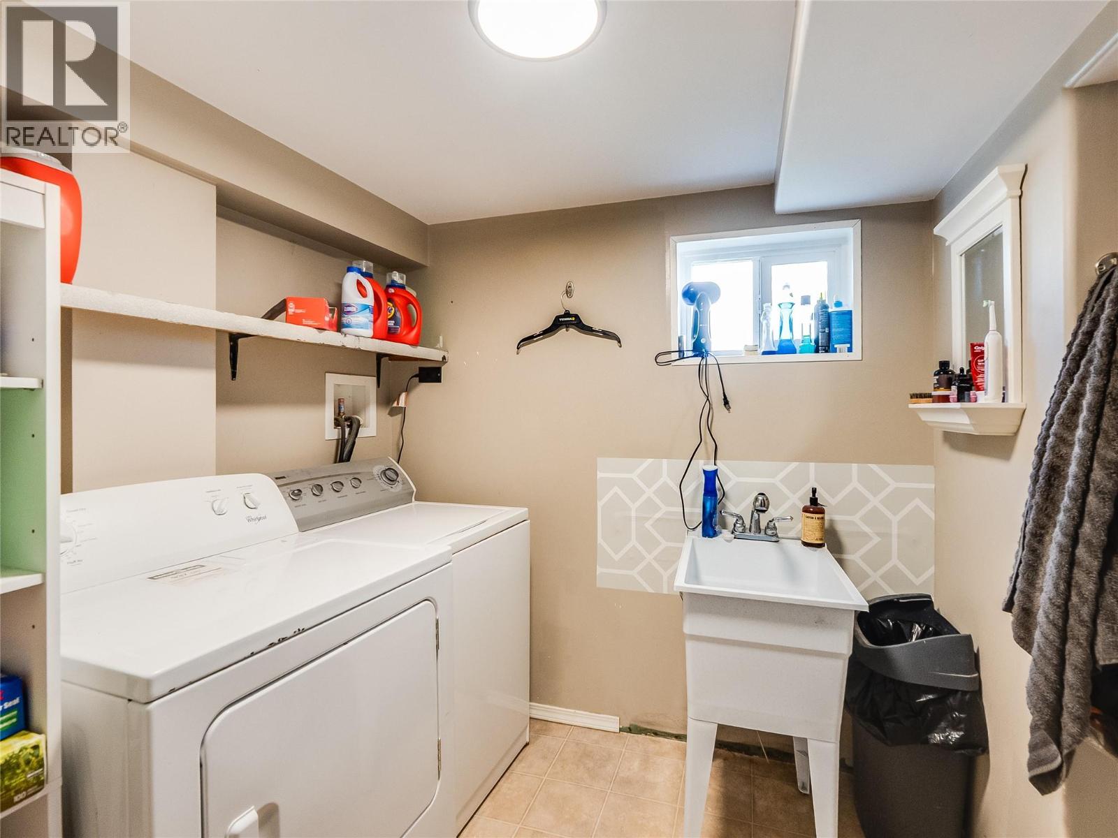 650 9TH Avenue, Castlegar