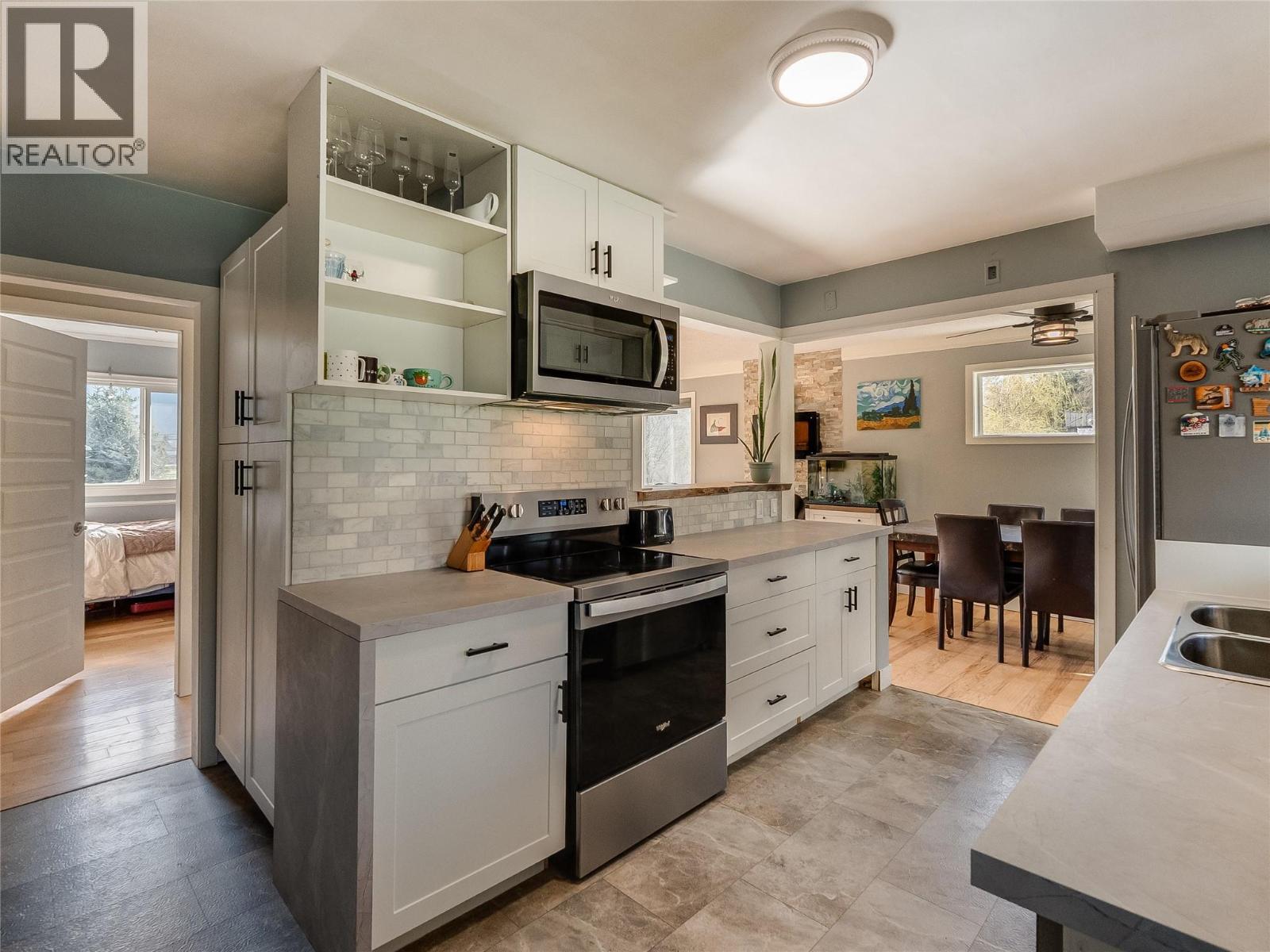 650 9TH Avenue, Castlegar