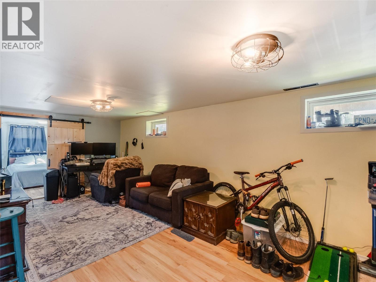 650 9TH Avenue, Castlegar