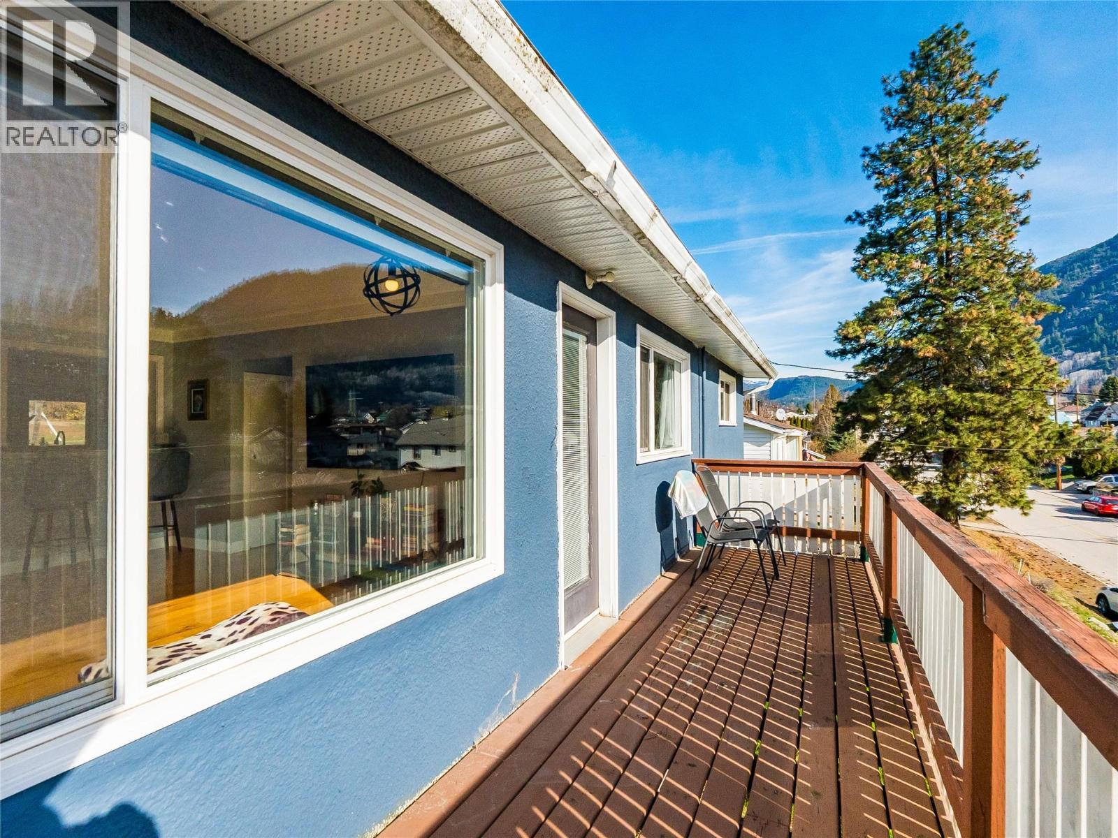 650 9TH Avenue, Castlegar