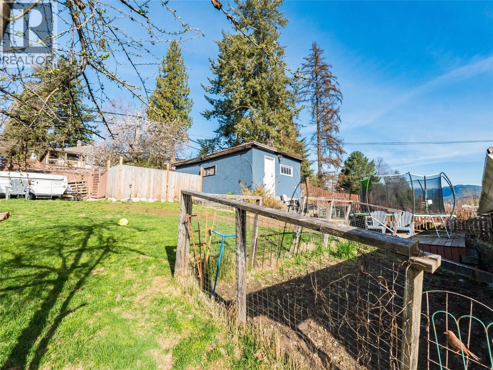 650 9TH Avenue, Castlegar