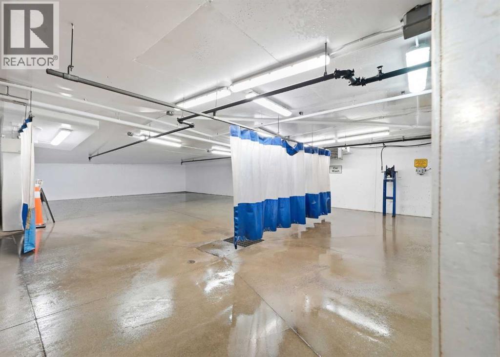 
          121 Quarry Way Southeast
            <br/>
            <span>Calgary</span>
            , 
            <span>AB</span>
             <span>T2C5M7</span>
         - Photo 26