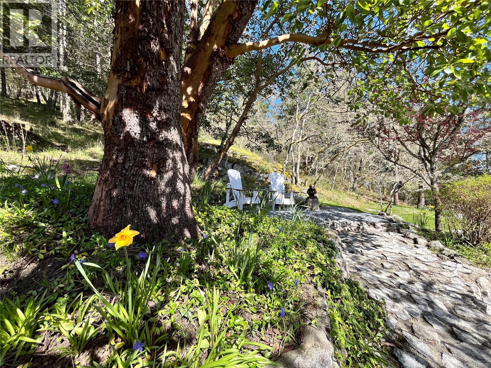 8242 THOMSON PL - 57