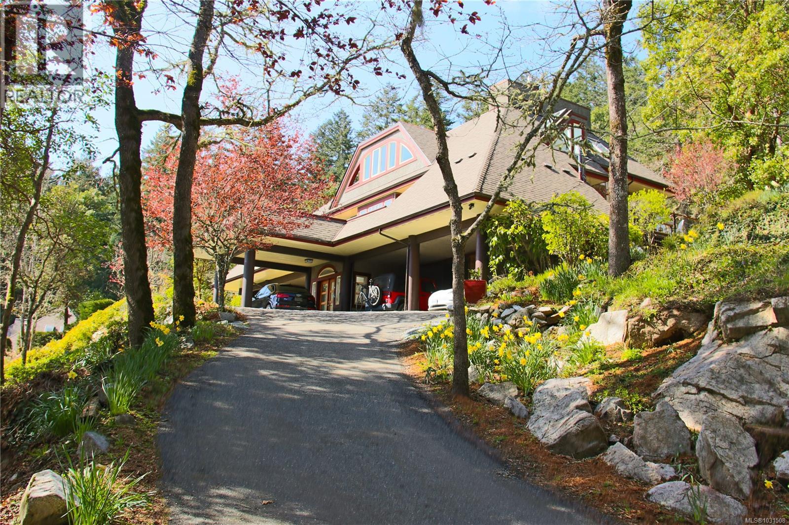 8242 THOMSON PL - 67