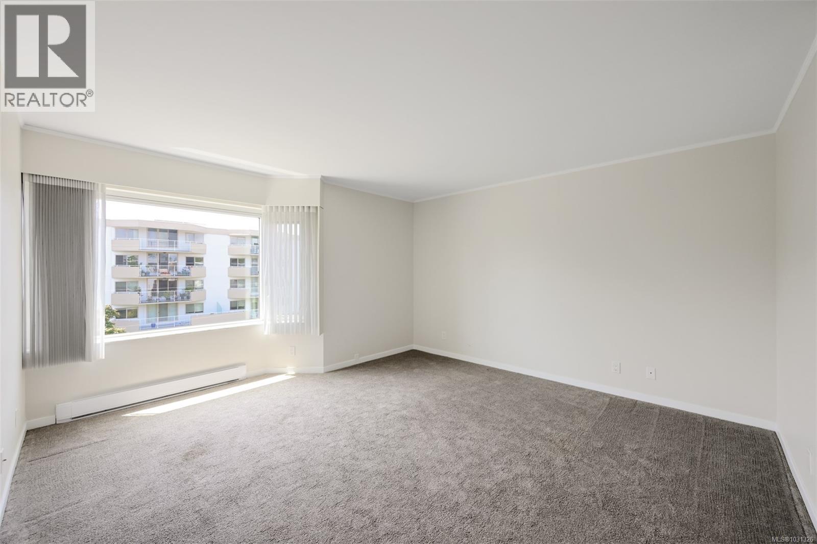 #409 1370 Beach Dr - 17