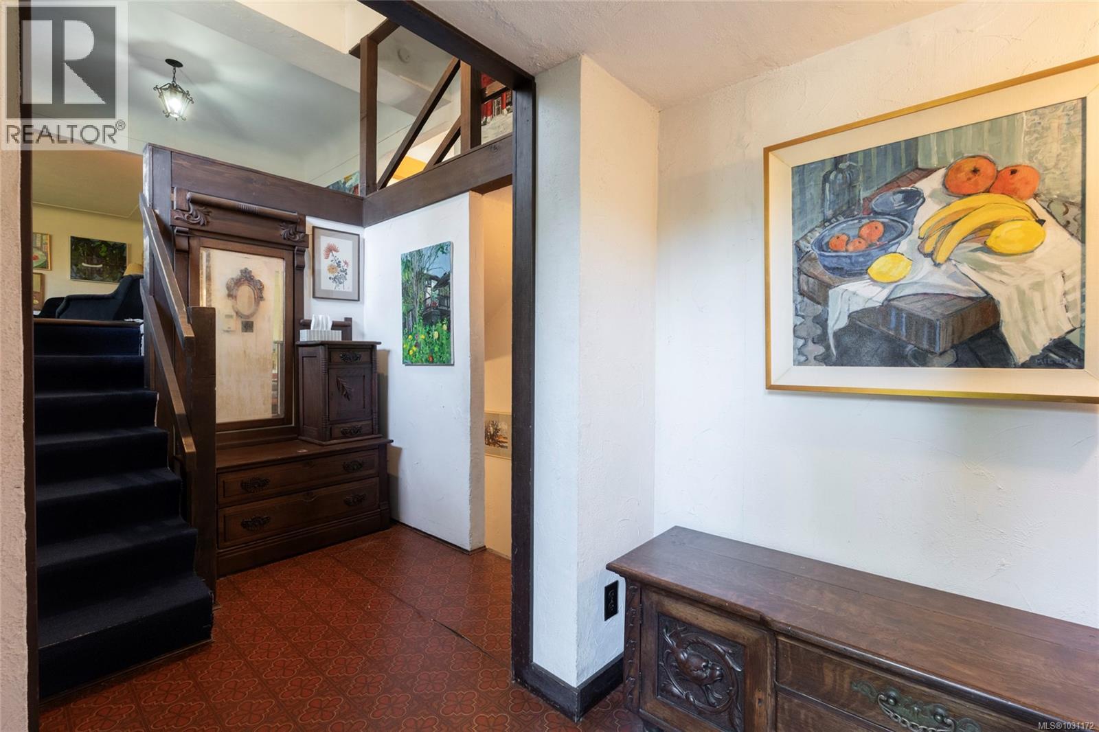  3870 Seacroft Place, Saanich