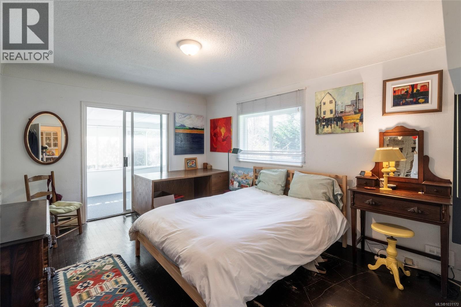  3870 Seacroft Place, Saanich