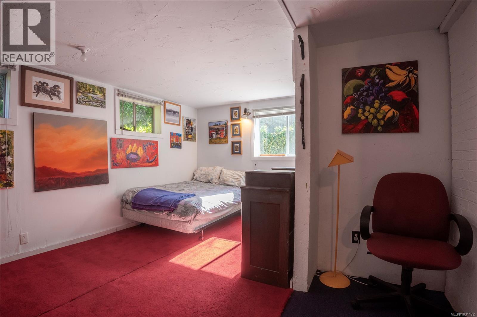  3870 Seacroft Place, Saanich