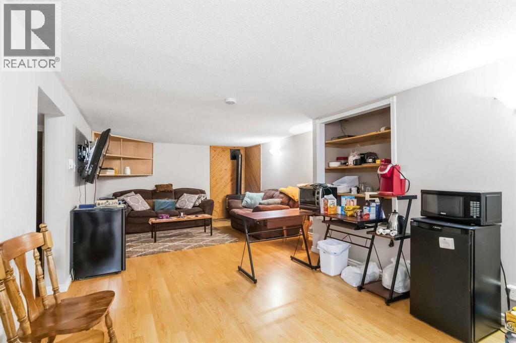 18 Clark Crescent, Fort McMurray