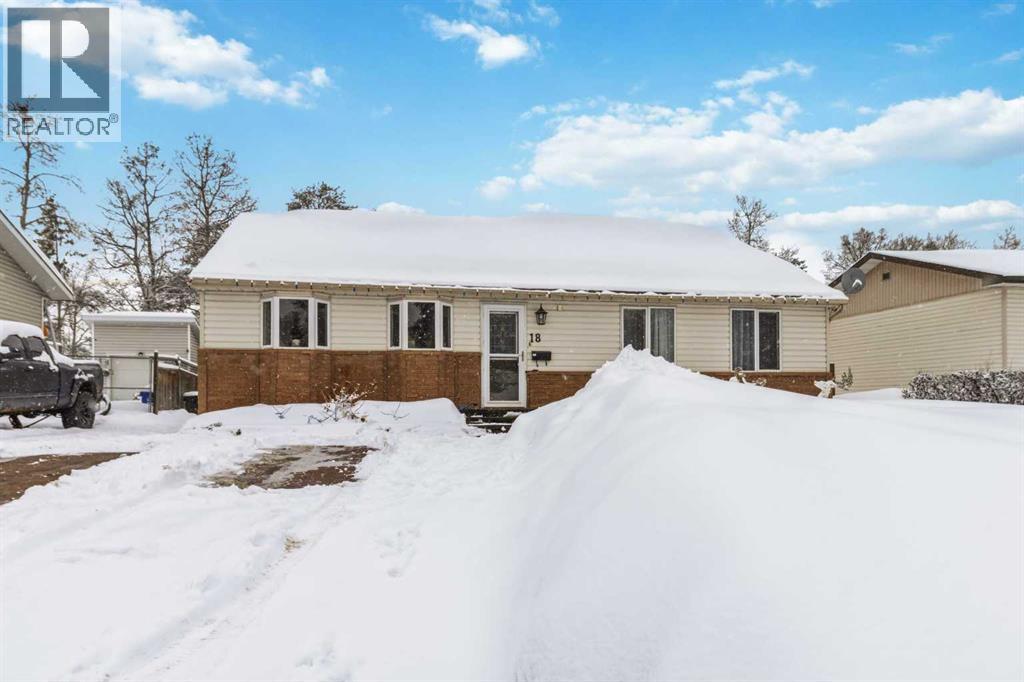 18 Clark Crescent, Fort McMurray