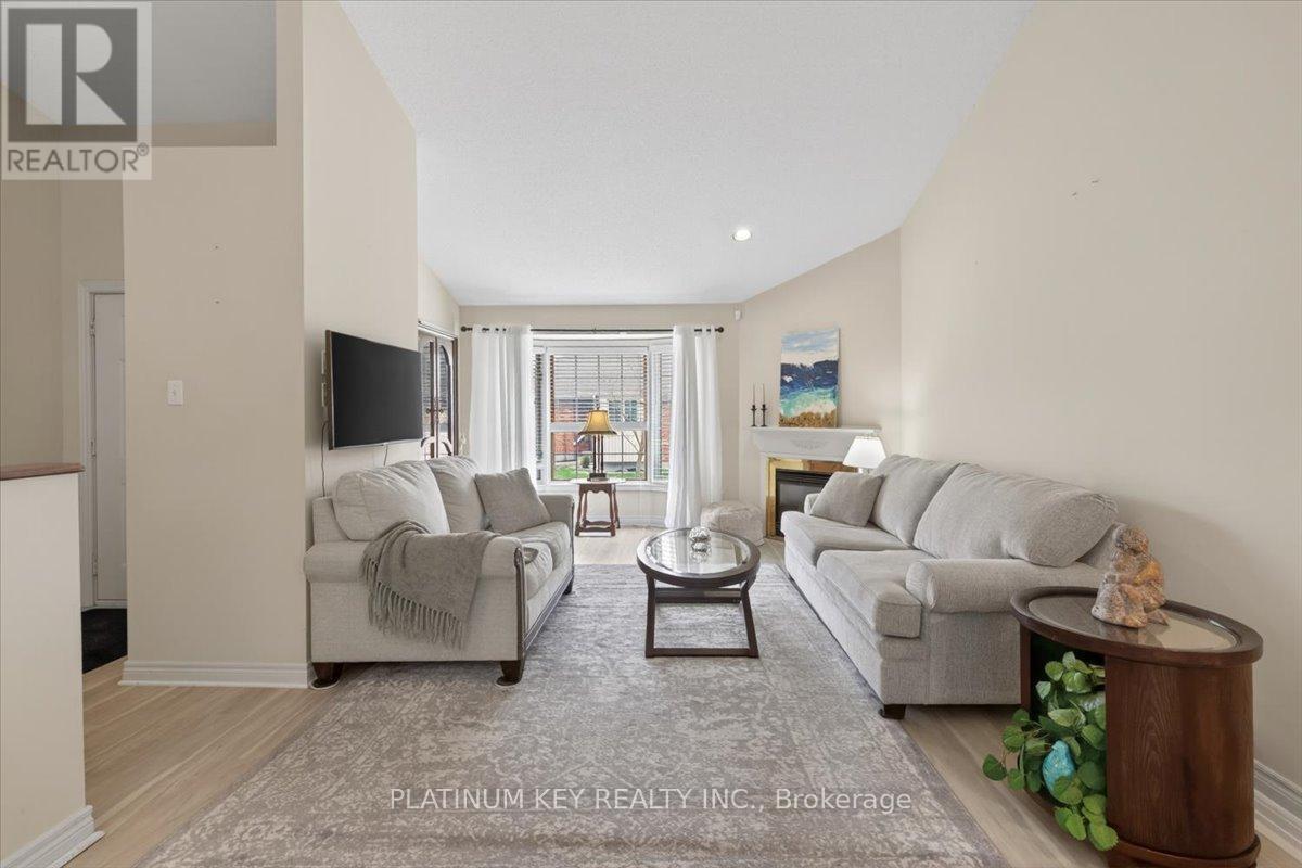 6 - 307 METCALFE STREET E Property Photo