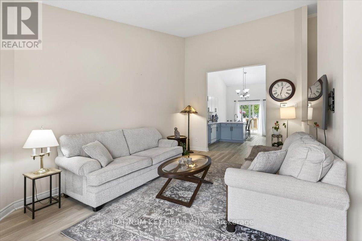 6 - 307 METCALFE STREET E Property Photo