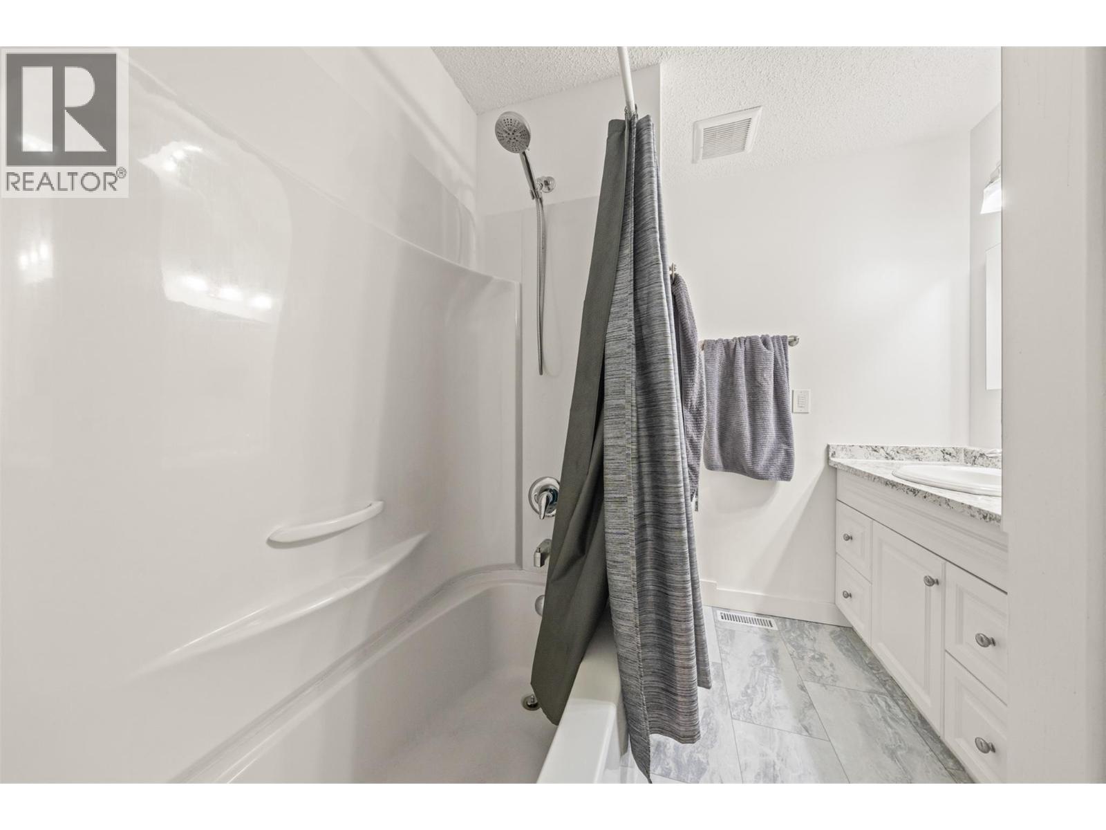 3405 Logan Road, West Kelowna