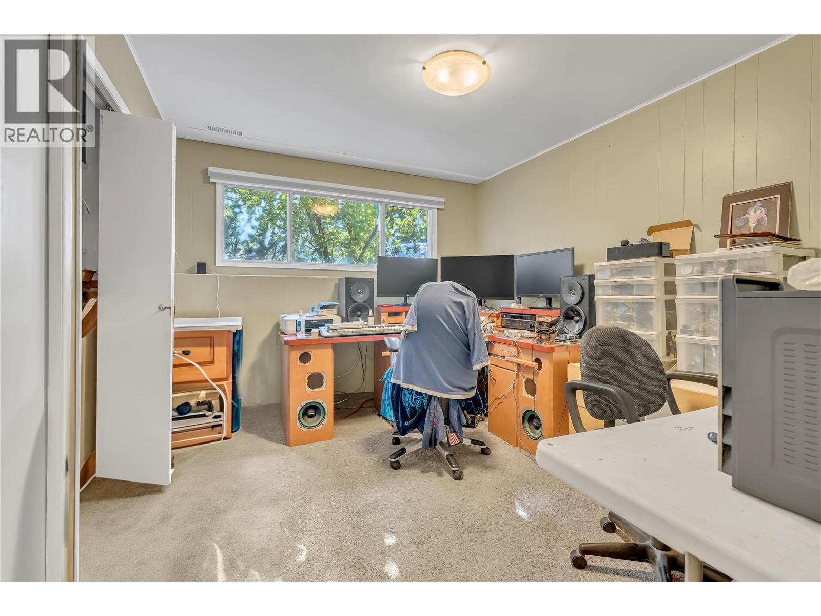 3269 McIver Road W, West Kelowna