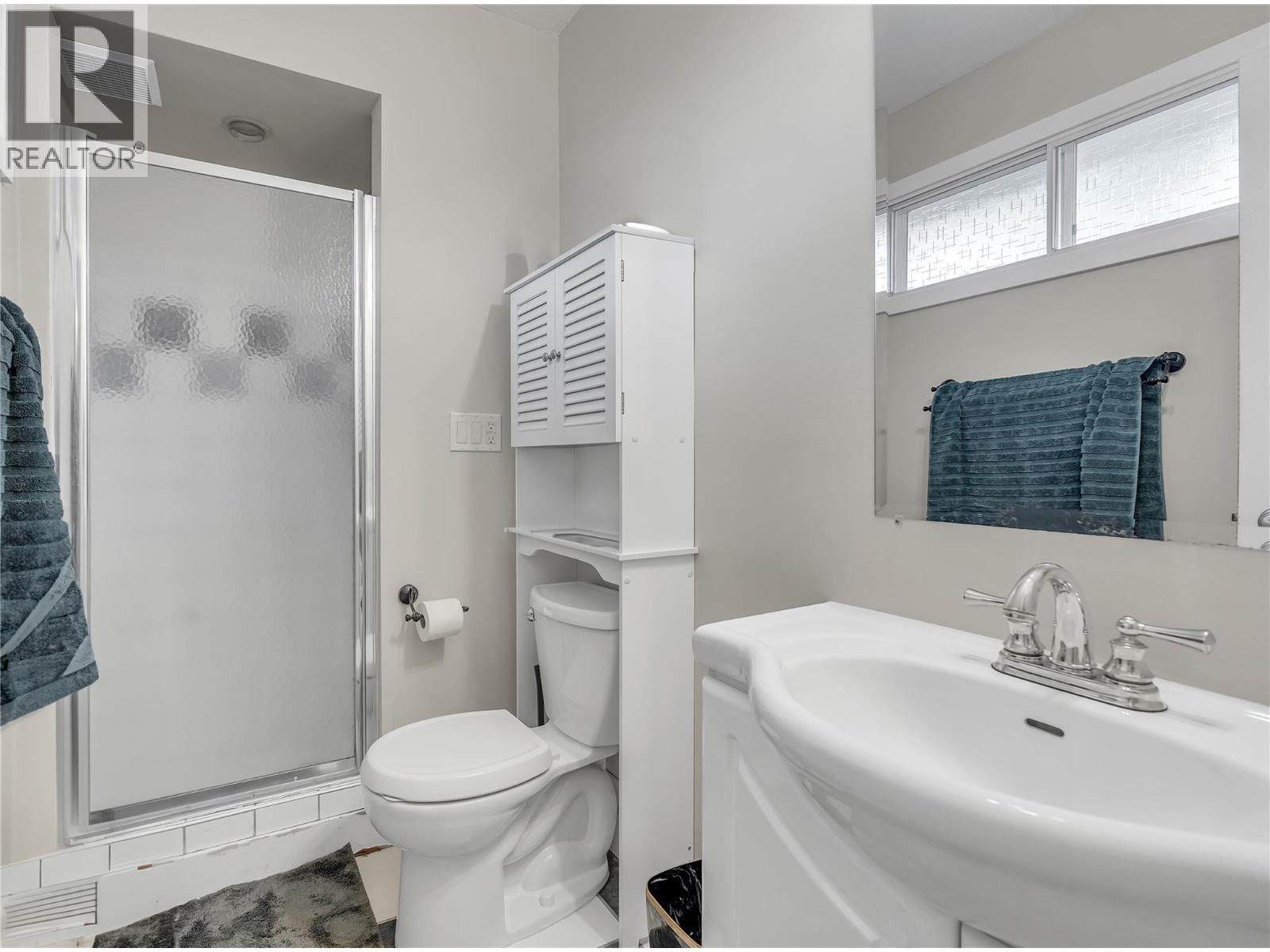 3269 McIver Road W, West Kelowna