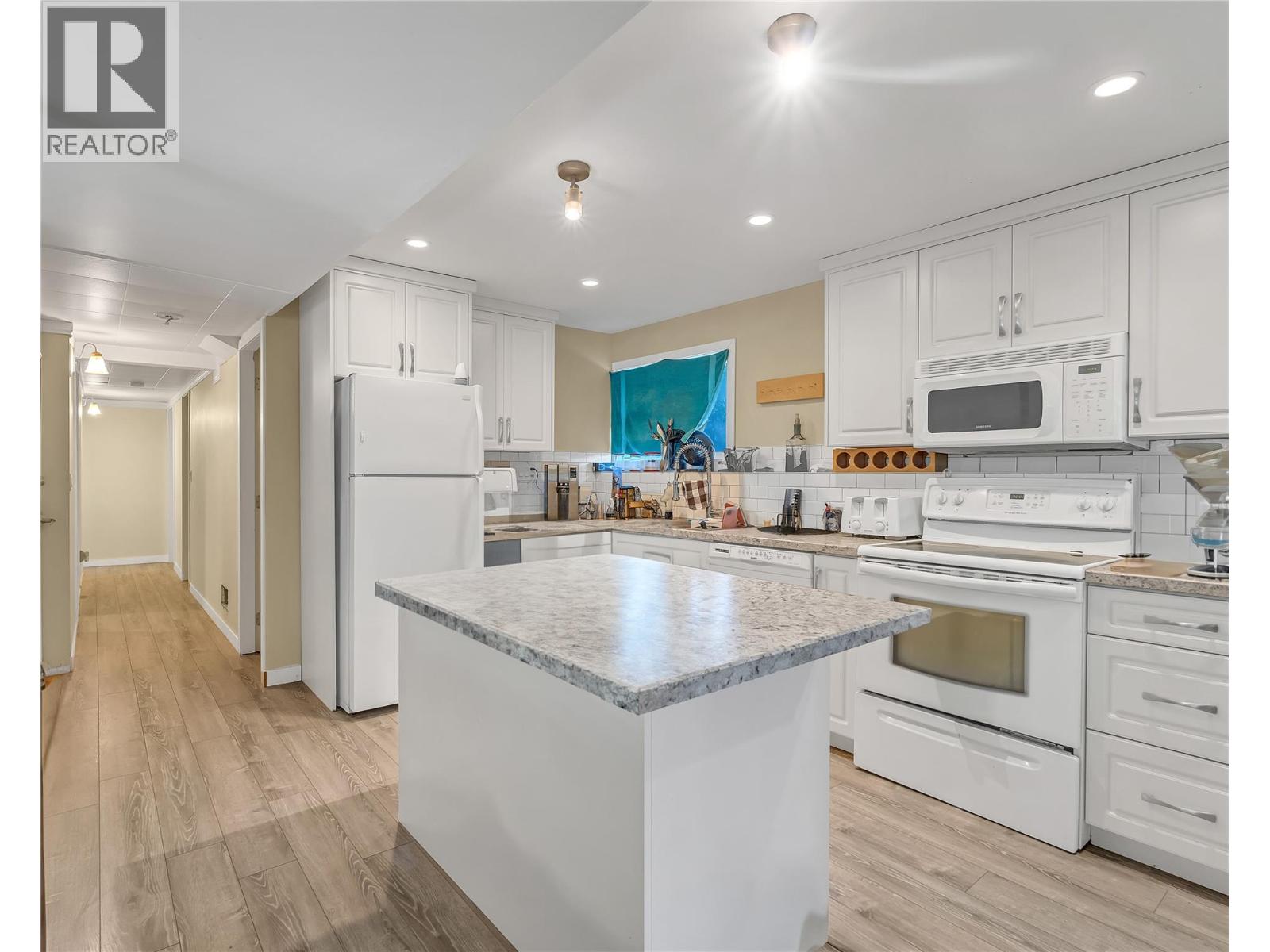 3269 McIver Road W, West Kelowna