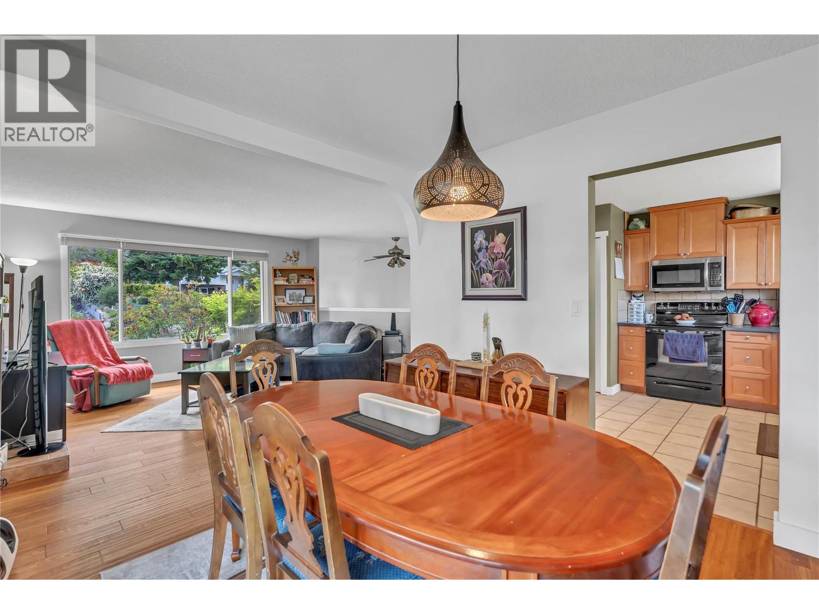 3269 McIver Road W, West Kelowna