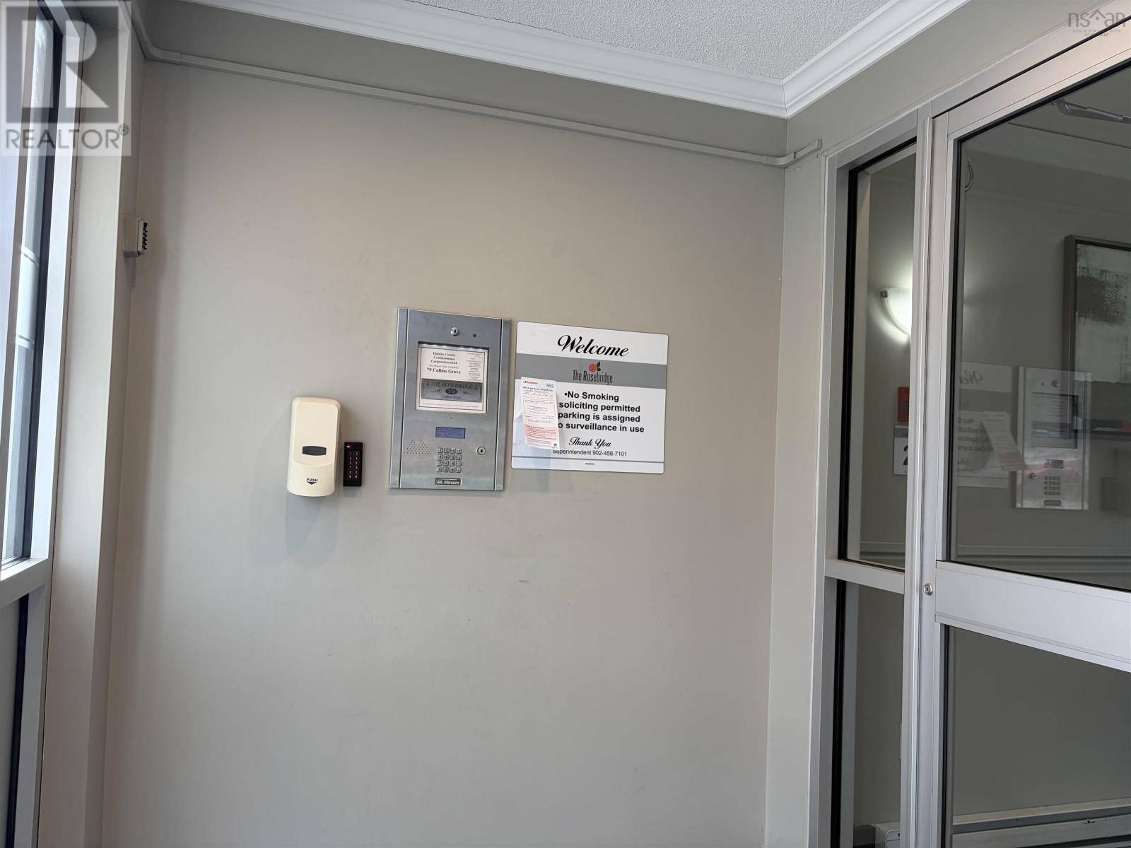 Property 9 of 9 of 213 79 Collins Grove