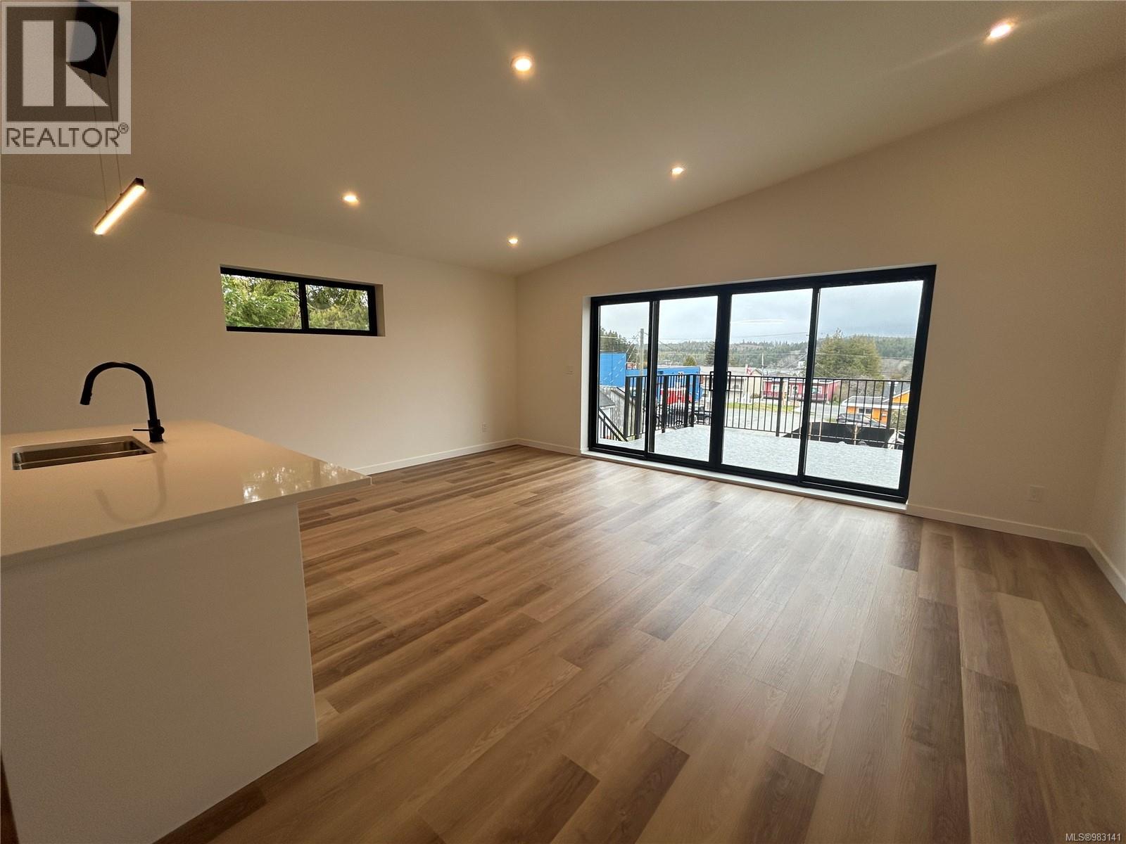 #201 1683 LARCH RD - 4